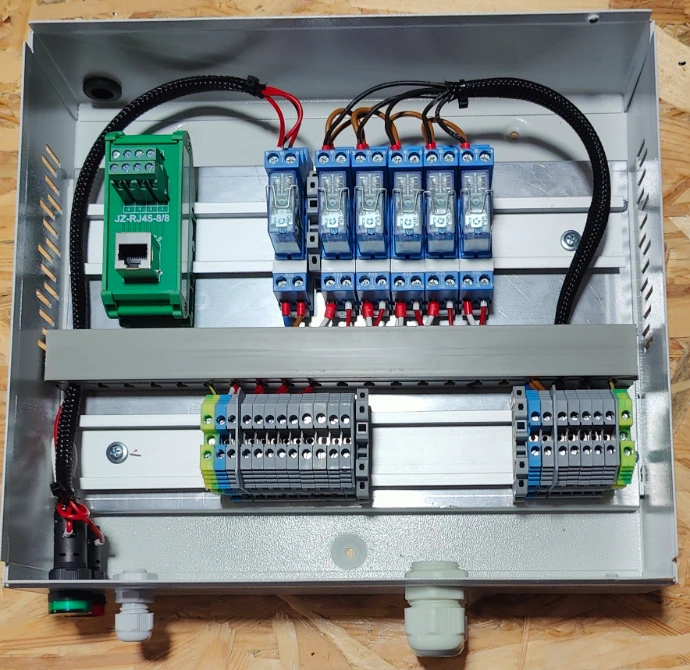 modbus breakout panel